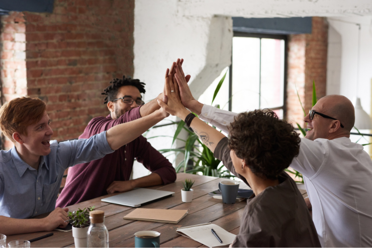 c-level, c-suite, altos ejecutivos, executive search, director, directores, manager, gerentes, talent acquisition, atraccion de talento, busqueda de talento, busqueda de personal, seleccion de altos ejecutivos, headhunting, headhunters, head-hunters, executive search, plushexecutive search, plusheadhunters consulting & training, talent attraction, firma boutique enfocada en búsqueda de ejecutivos c-suite, directores, localidades quito, ecuador y boca raton, florida, experiencia en recursos humanos, employability program, competency-based interviews, leadership and high potential assessments, executive assessment, programa de empleabilidad, entrevista basada en competencias, test para medir el liderazgo y alto potencial, test para ejecutivos